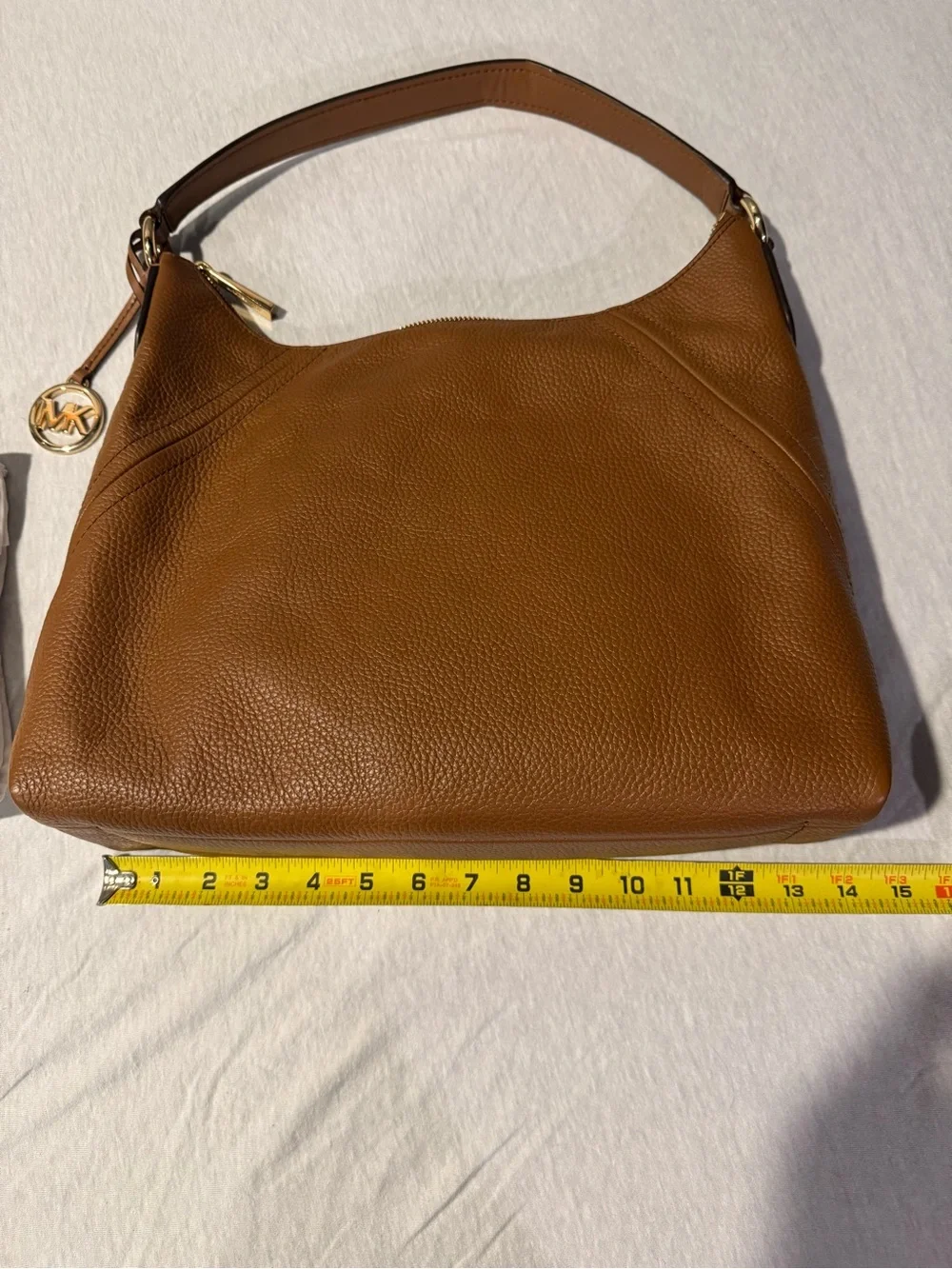 Michael Kors Aria Lg Luggage Brown Pebbles Leather Shoulder Bag New With Tag